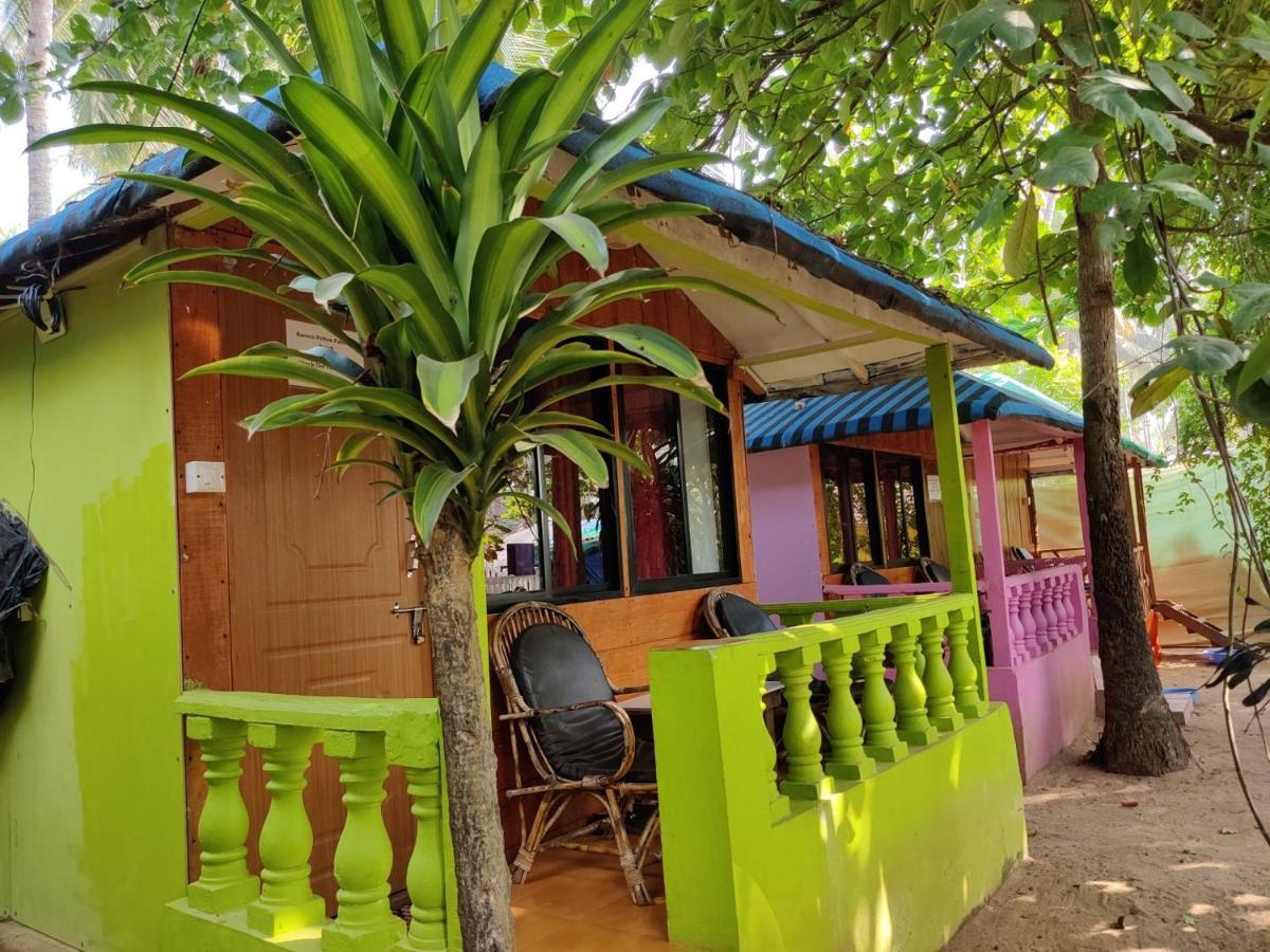 Rococo Pelton Beach Huts Palolem Beach Goa Room photo