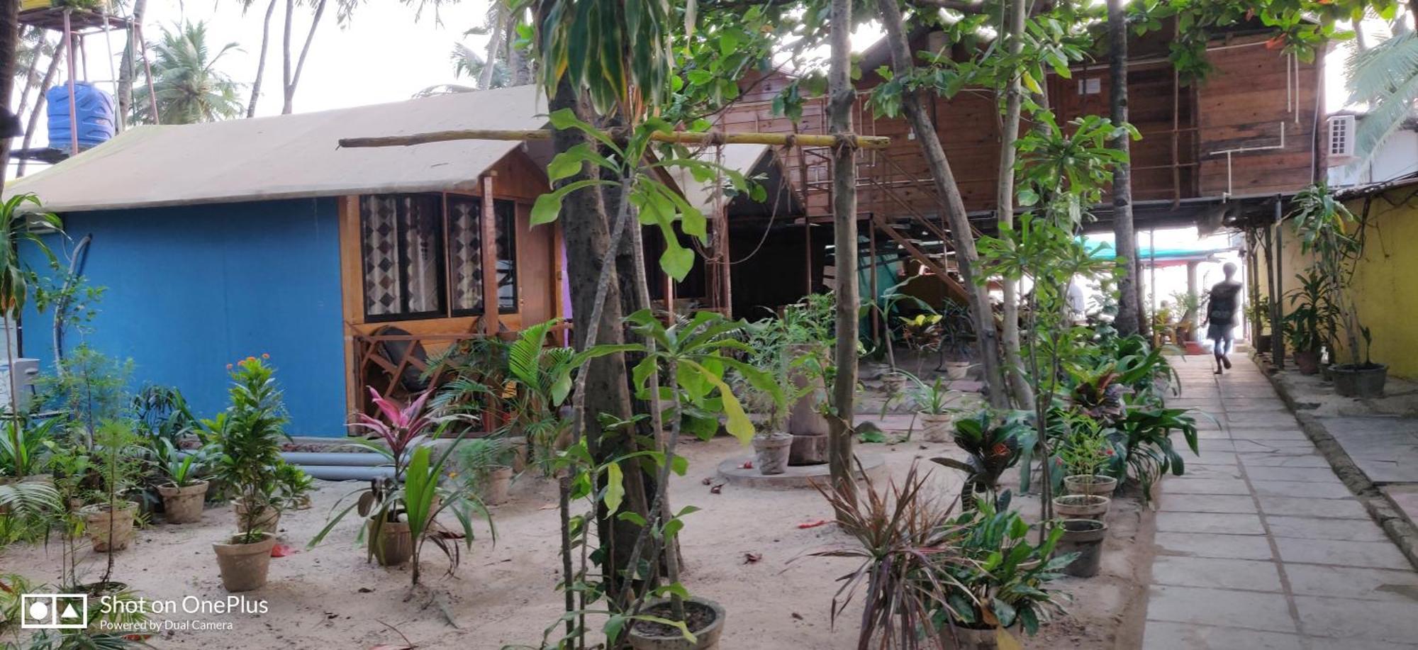 Rococo Pelton Beach Huts Palolem Beach Goa Room photo